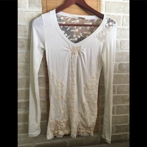 Size medium Daytrip shirt from Buckle.